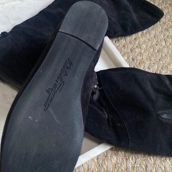 Gorgeous Salvatore Ferragamo high suede  boots - Picture 7 of 7
